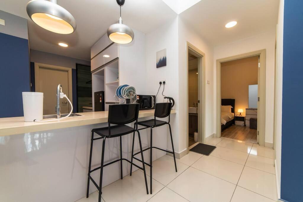 Mosaic Southkey Blue Harmony 2br Midvalley By Our * Johor Bahru