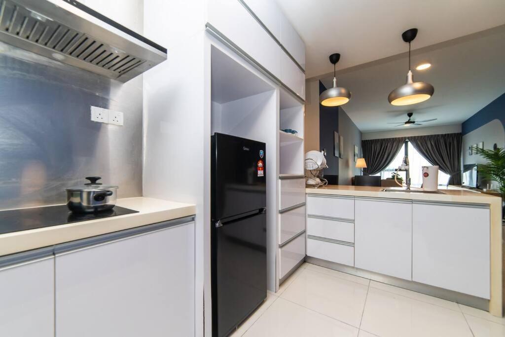 Apartemen Mosaic Southkey Blue Harmony 2br Midvalley By Our *