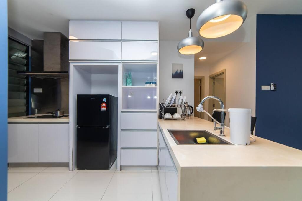 Apartemen Mosaic Southkey Blue Harmony 2br Midvalley By Our *